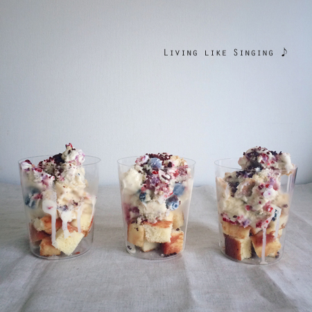 アレンジを楽しむ手作りアイスクリーム Living Like Singing